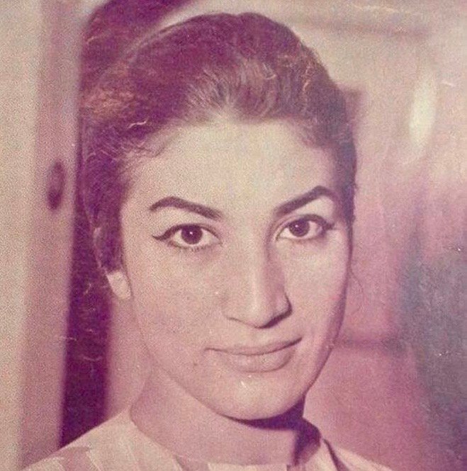 فروغ فرخزاد و احمد ظاهر؛ پیوند شعر نو و آواز ماندگار