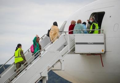 آلمان وعدهٔ پذیرش شماری از نیروهای محلی افغانستانی را پس گرفت