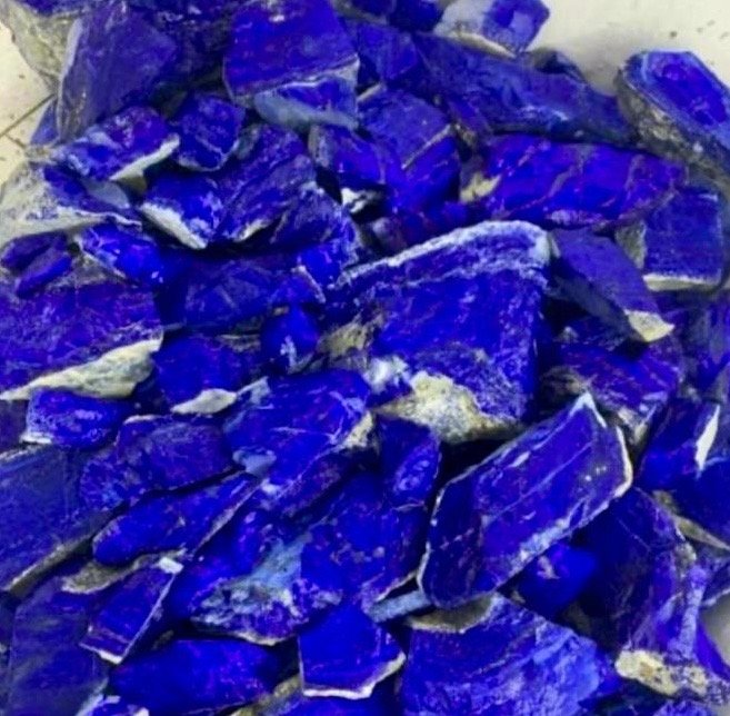 طالبان بازرگانان را به انتقال اجباری لاجورد به یک شرکت خصوصی مکلف کردند