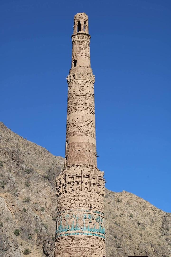 نمونه&zwnj;هایی از کاربرد لفظ تاجیک در مورد غوریان در متون تاریخی