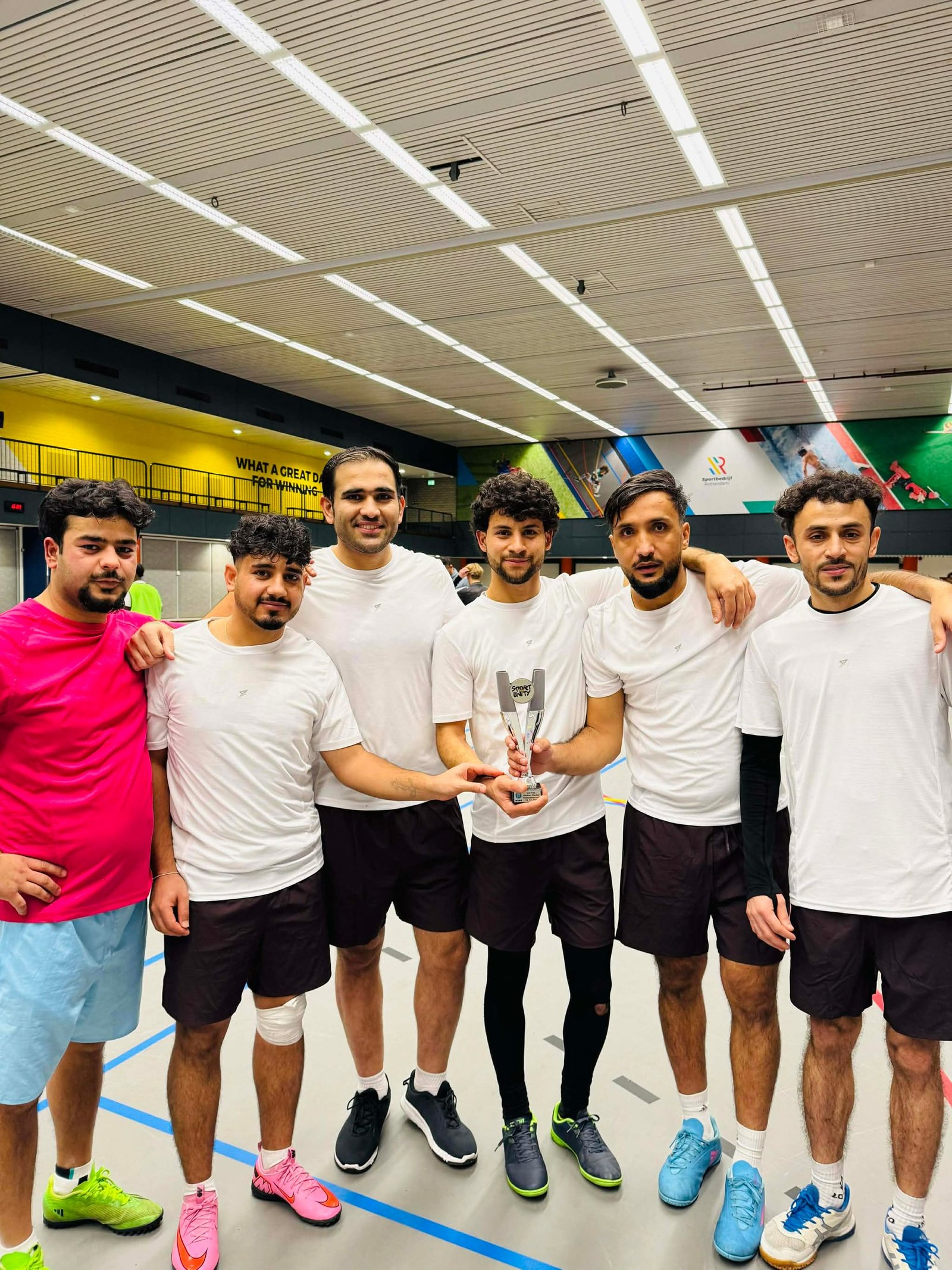 تیم فوتسال جوانان افغانستان مقیم هالند در روتردام نایب&zwnj;قهرمان شد