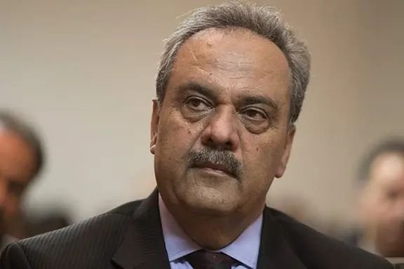 آصف درانی: پاکستان عملیات در خاک افغانستان را متوقف نخواهد کرد