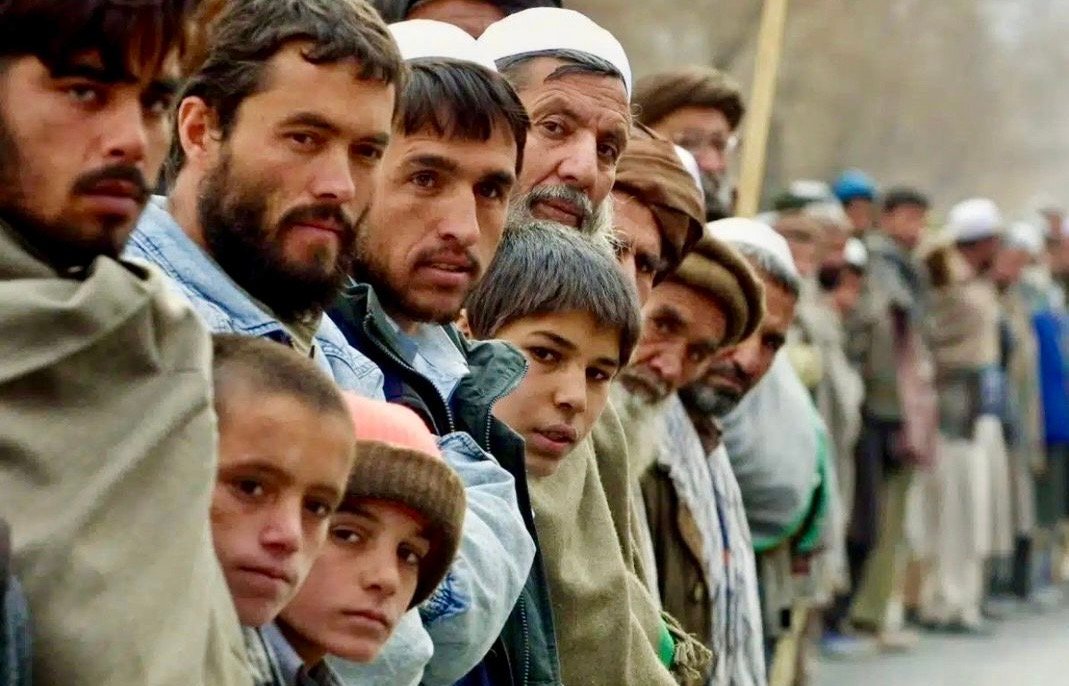 تیغ بر تاریخ؛ تحریف روایت&zwnj;ها و تحمیل هویت اقلیت بر اقوام در افغانستان