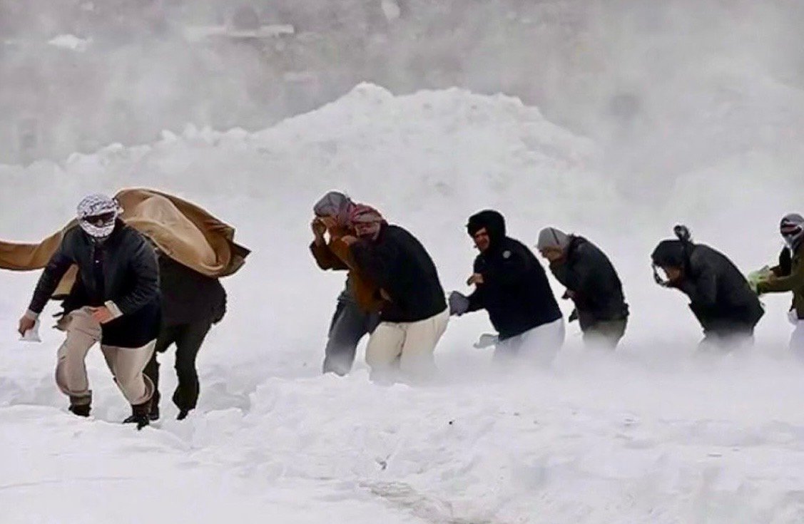 نجات دوهزار مهاجران افغانستانی در مرز ایران؛ رویدادی که کمتر بازتاب یافت
