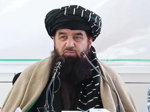 شرعی پیش از عروسی پسرش به کارمندان وزارت گفت: &laquo;تشناب&zwnj;ها را پاک کنید که ماشومان کلوخ انداخته&zwnj;اند&raquo;