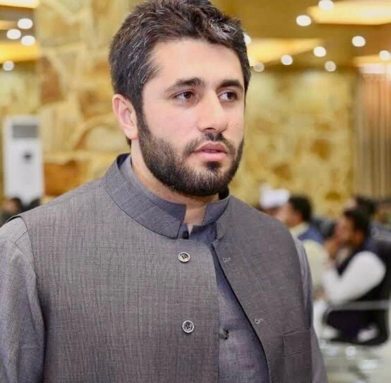 پسر حکمتیار می&zwnj;گوید انقریب در افغانستان تحول سیاسی رخ می&zwnj;دهد