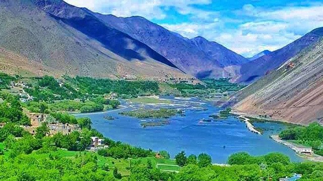 باشنده&zwnj;گان پنجشیر: طالبان شب&zwnj;ها شلیک هوایی می&zwnj;کنند و به مساجد پناه می&zwnj;برند