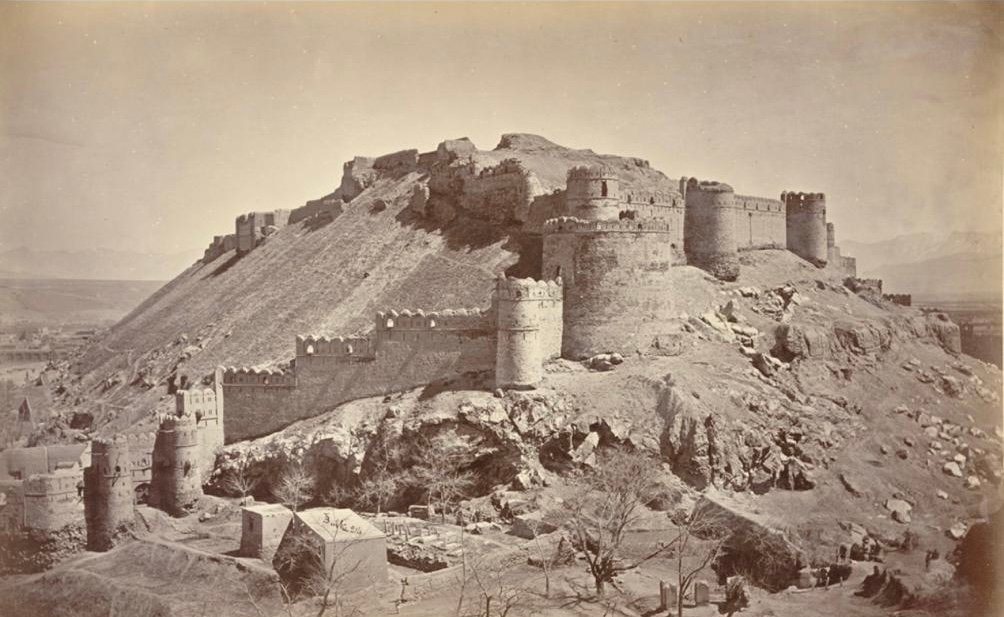 اتحادیه اروپا و بنیاد آقاخان بازسازی بالاحصار کابل را آغاز کردند