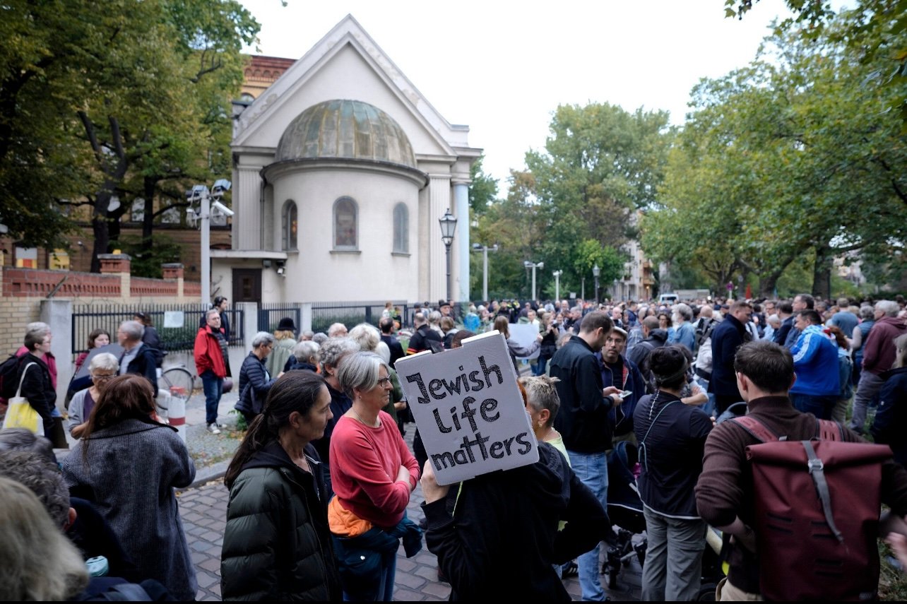 یک&zwnj; شهروند افغانستانی &zwnj;تبار به ظن برنامه&zwnj;ریزی حمله به یهودیان در آلمان در دانمارک بازداشت شد