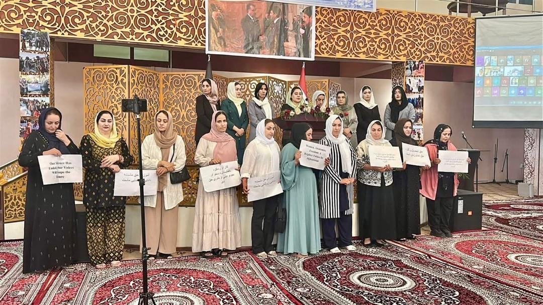 سفارت افغانستان در تاجیکستان میزبان همایش بین&zwnj;المللی زنان افغانستان شد