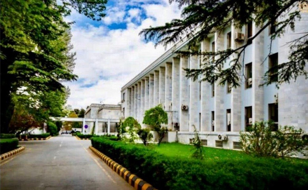 طالبان: افغانستانی&zwnj;های دو تابعیتی برای ورود به کشور نیاز به ویزا ندارند