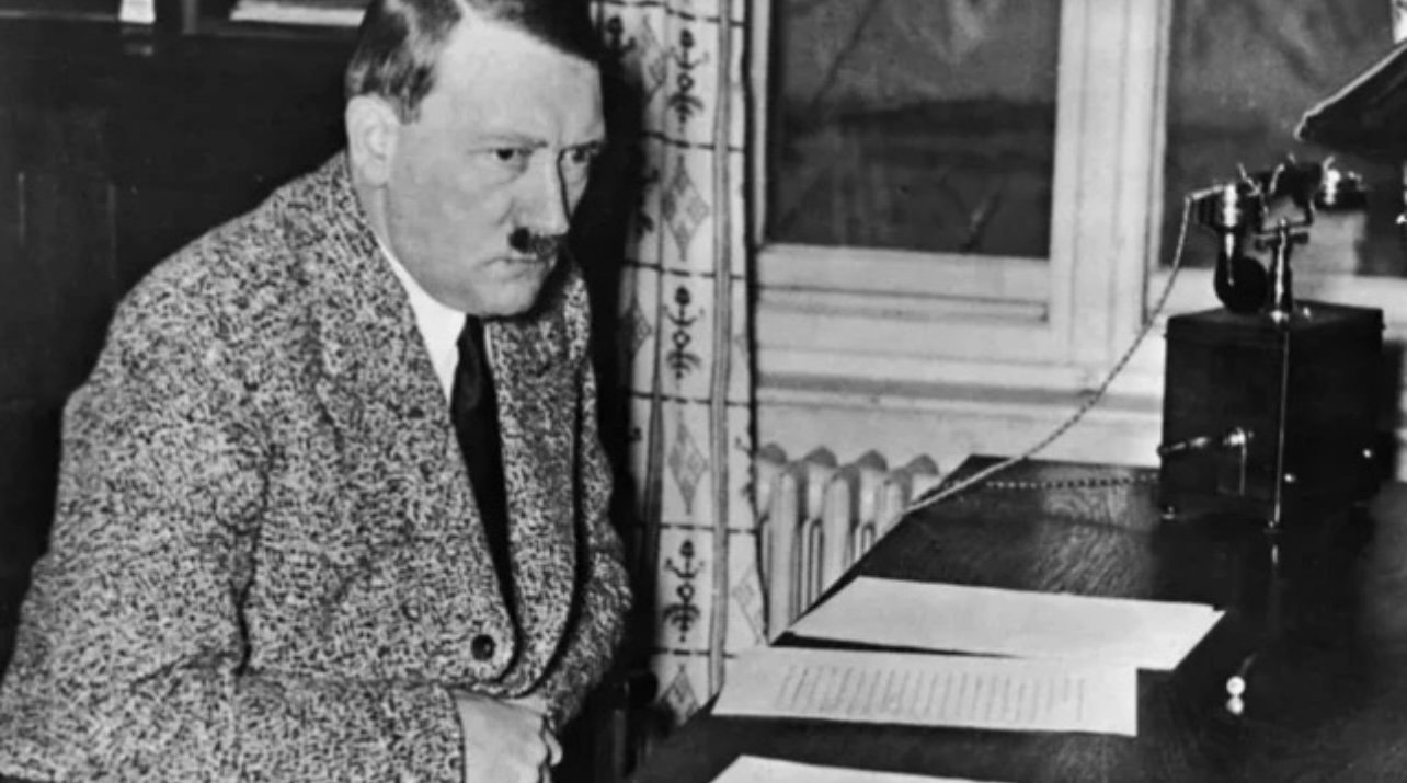 پژوهش تازه: هیتلر تنها یک بیضه داشت و از اختلال هورمونی رنج می&zwnj;برد