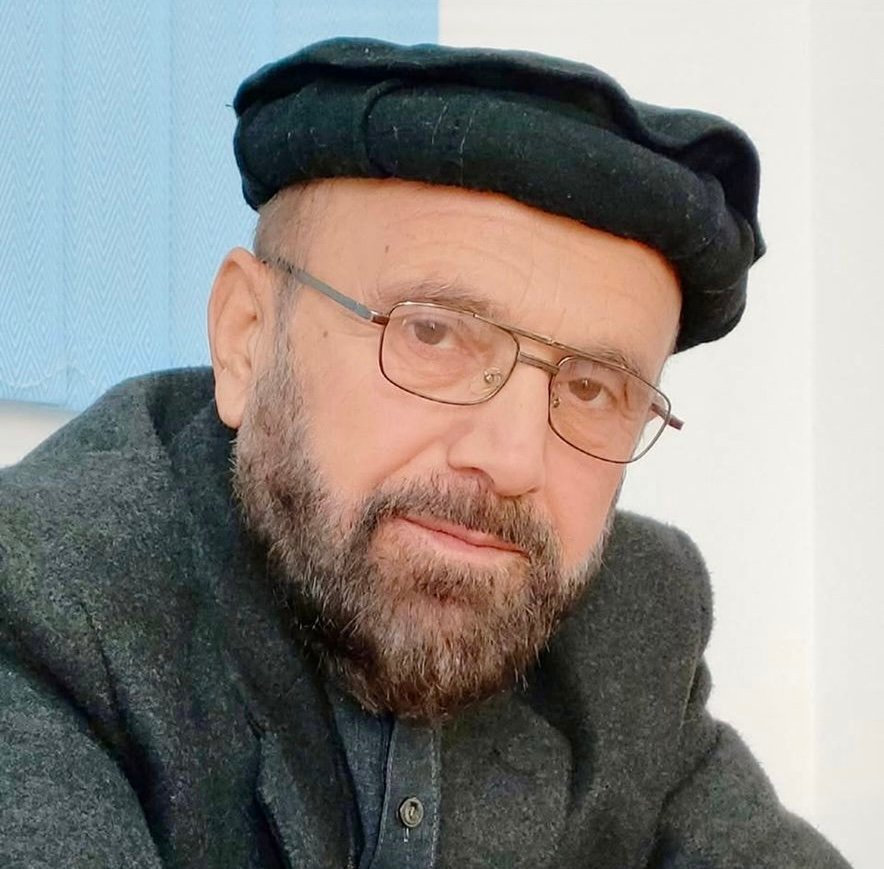 عبدالواحد عایل شبروز؛ از چاریکار تا قله&zwnj;های ادب و سیاست