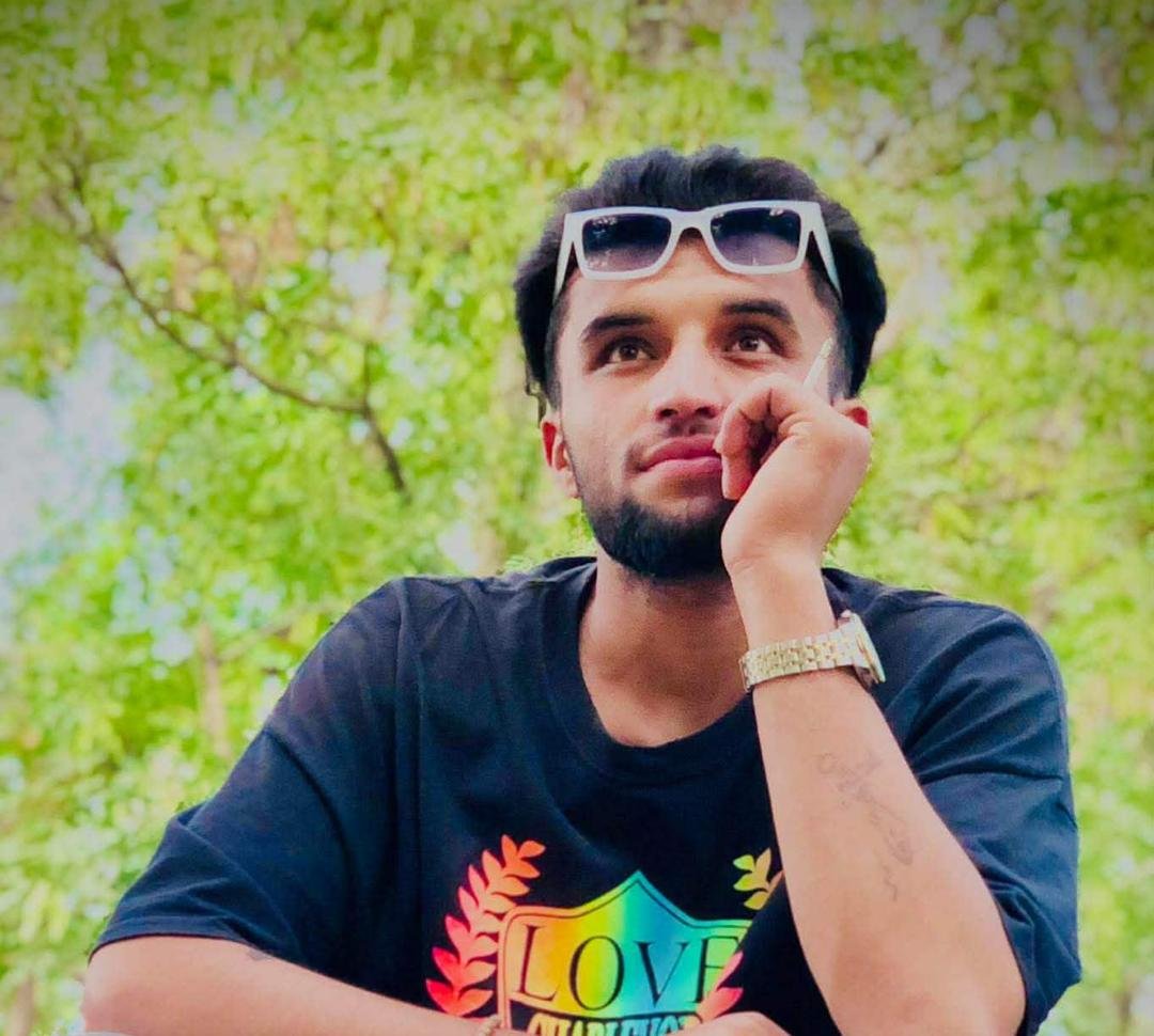 هشت مارچ و خانهٔ ما