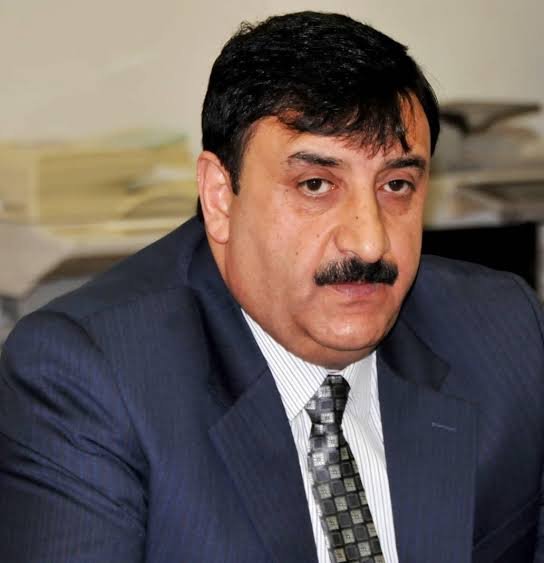 حسینی: &laquo;غنی، خلیل&zwnj;زاد و کرزی کشور را به ورطه سقوط کشانیدند&raquo;