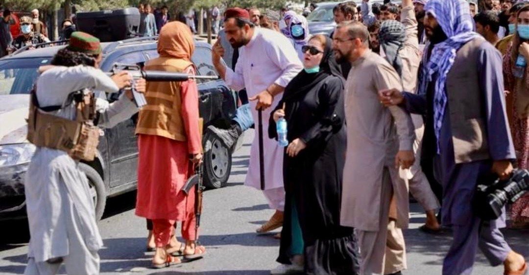 اوچا: ۷۹ حکم طالبان علیه زنان، بحران انسانی افغانستان را عمیق&zwnj;تر کرده است