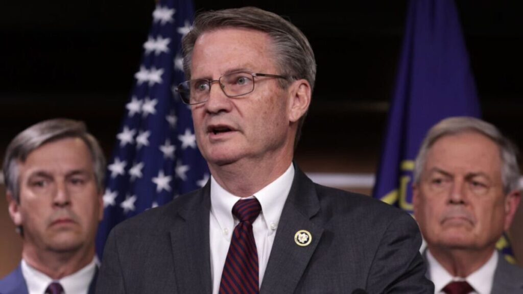 منتقد ارسال پول به طالبان، رییس کمیته فرعی نظارت در کنگره امریکا شد.