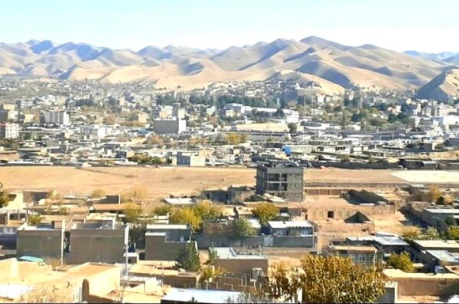 فقر در افغانستان؛ پدری در بادغیس دختر خوردسال خود را فروخت