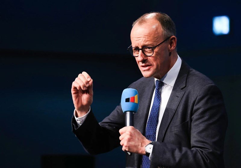 اعتراض آلمانی&zwnj;ها: پول ما صرف آرایش سیاستمداران می&zwnj;شود