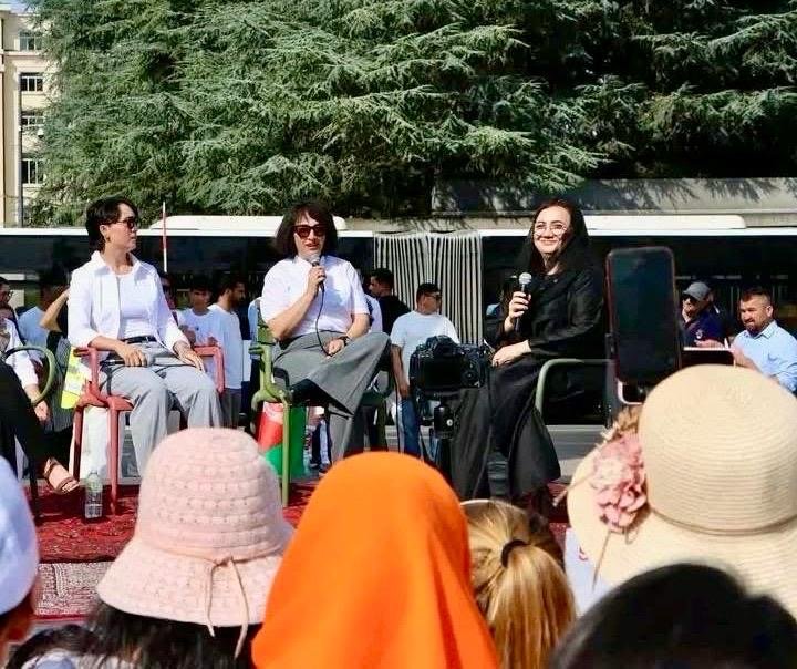 افغانستانی&zwnj;ها در برابر دفتر سازمان ملل؛  هبت&zwnj;الله قاتل است