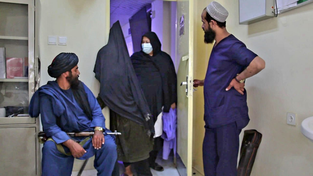 Taliban impose requirement for female doctors to have a male guardian